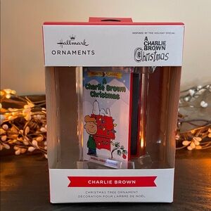 NIB UNOPENED Hallmark Peanuts Charlie Brown Christmas Ornament